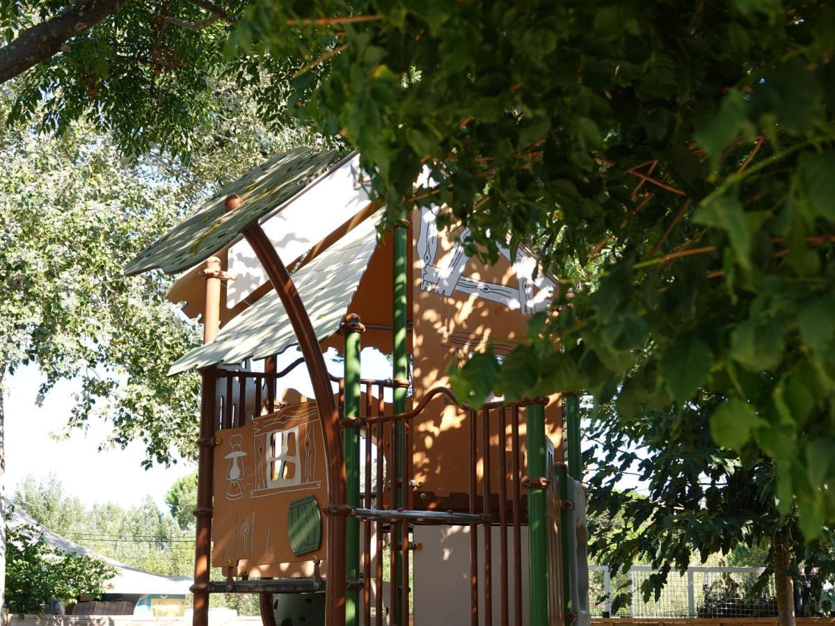 Camping Pleine Mer Hotel Vias Exterior foto